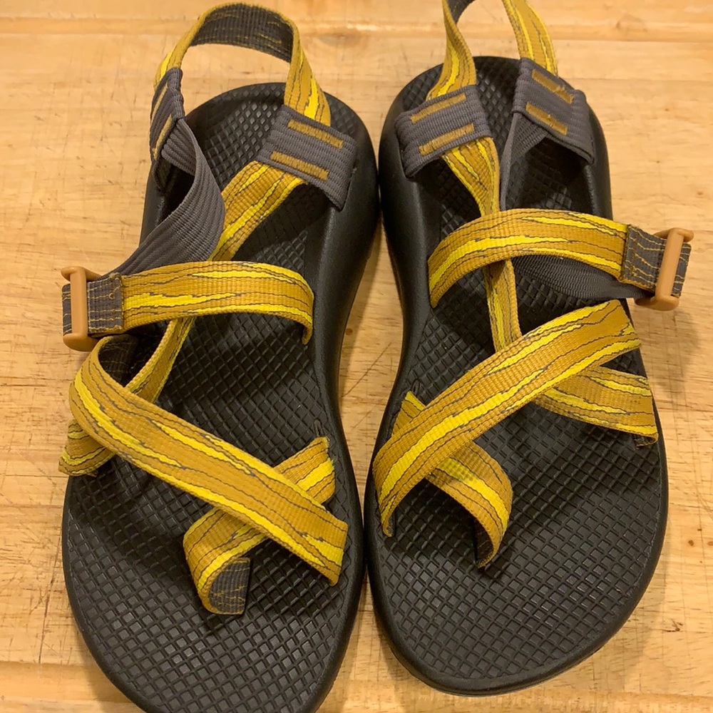 Gently worn women’s size 7 Chacos
